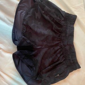 Tracker Low-Rise Lined Short 4" Black Camo